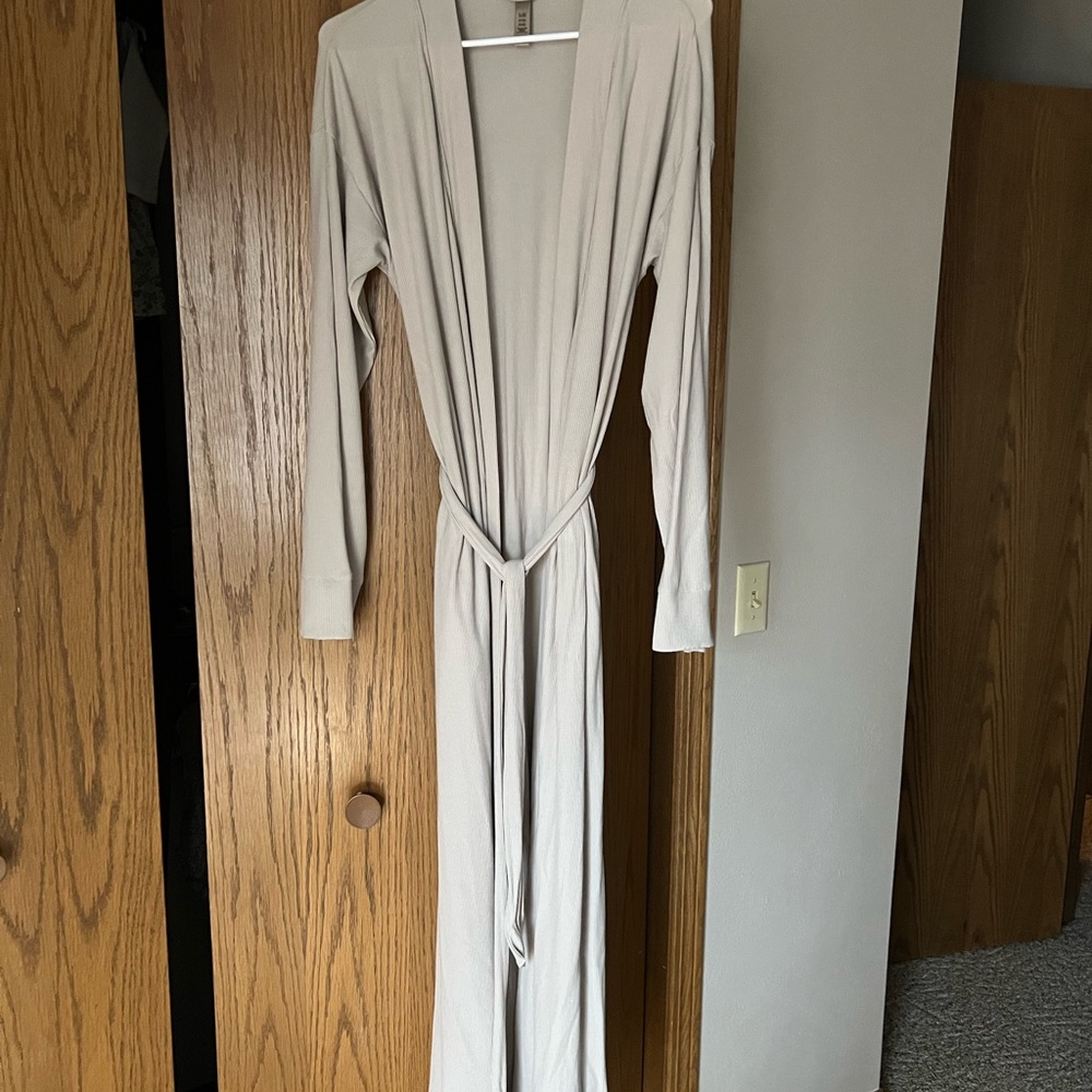 Brand New SKIMS Modal Taupe Ribbed Robe